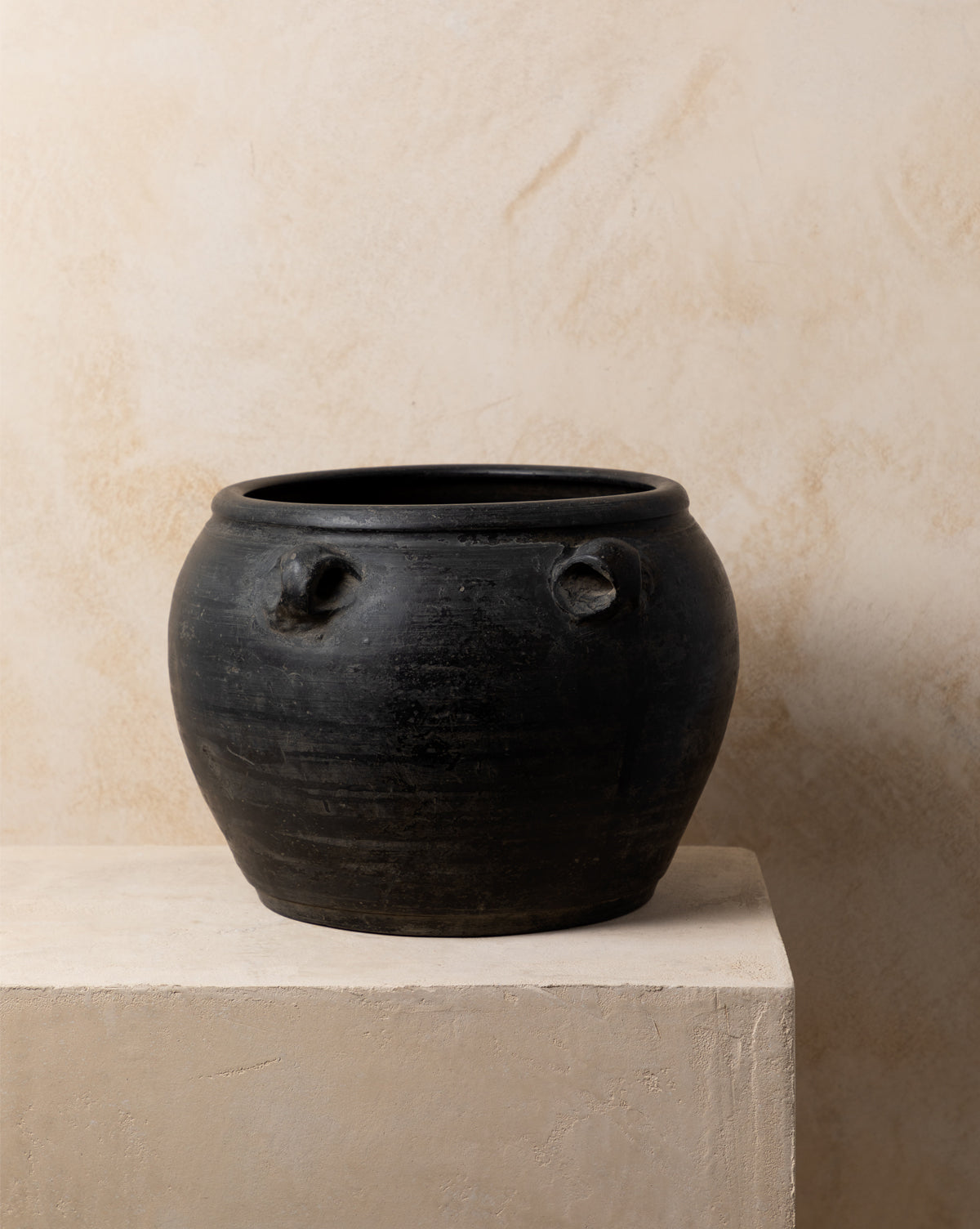 Legend of ASIA, Vintage Weathered Pot