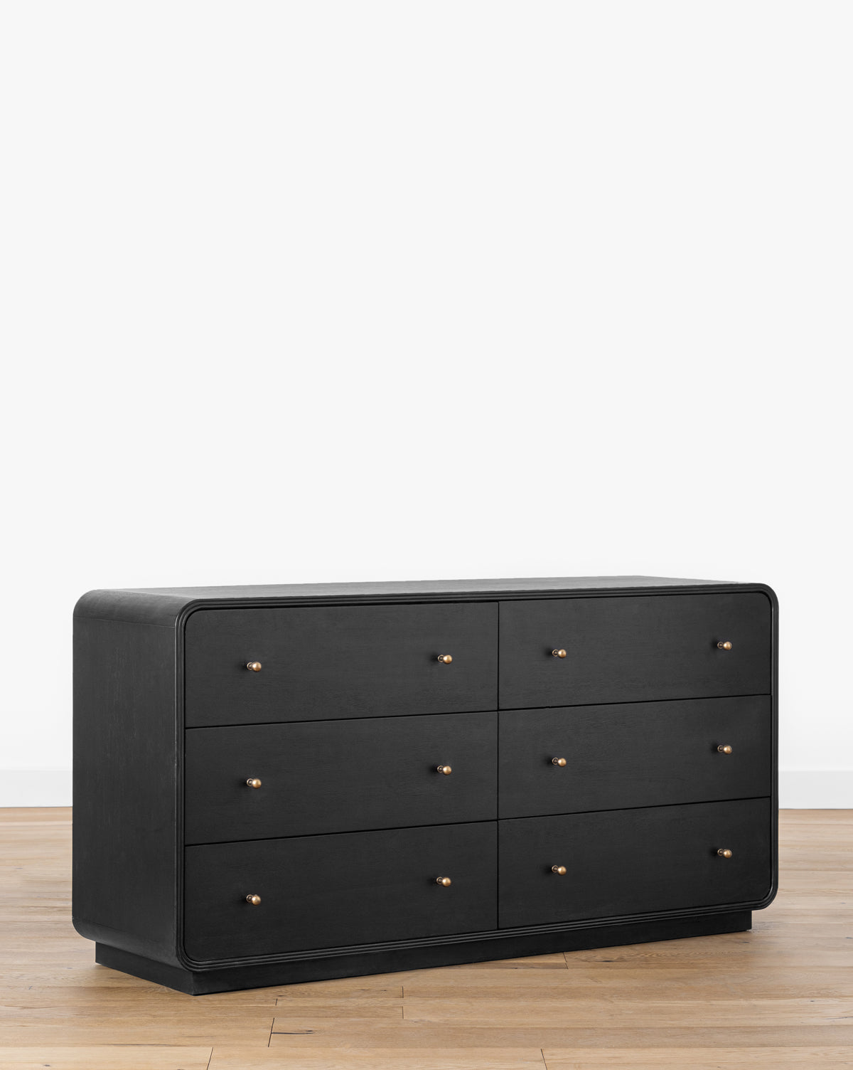 Makerspalm, Wilkins Dresser