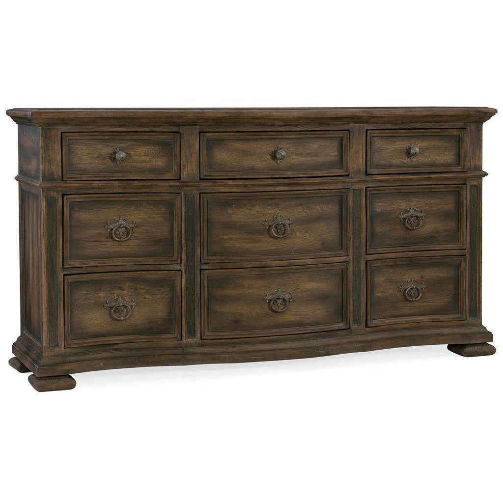 Hooker, Williamson Nine-Drawer Dresser